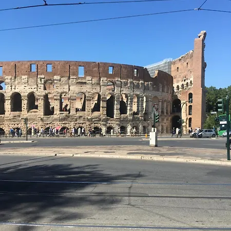 Colosseo 23 *
