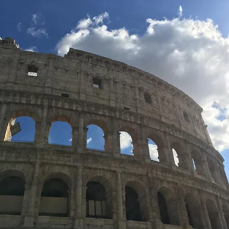 Colosseo 23 *