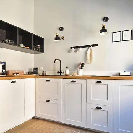 Apartman Colosseo 23 *